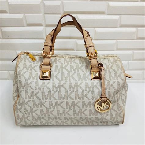 michael kors duplicate bags|michael kors duffle bag outlet.